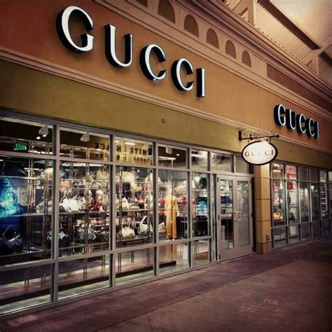 gucci outlet locations near me.